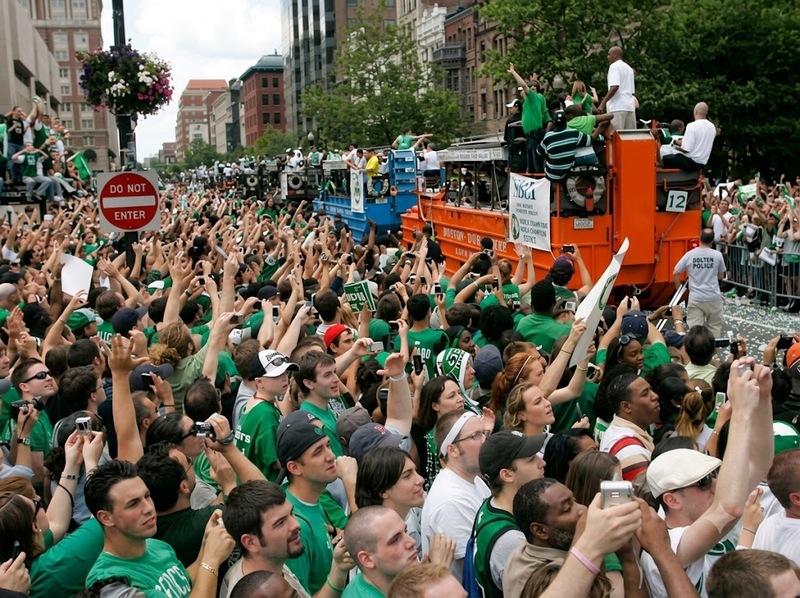Danh hiệu, các huyền thoại và bản sắc màu xanh giúp Boston Celtics duy trì sức ảnh hưởng qua nhiều thế hệ.